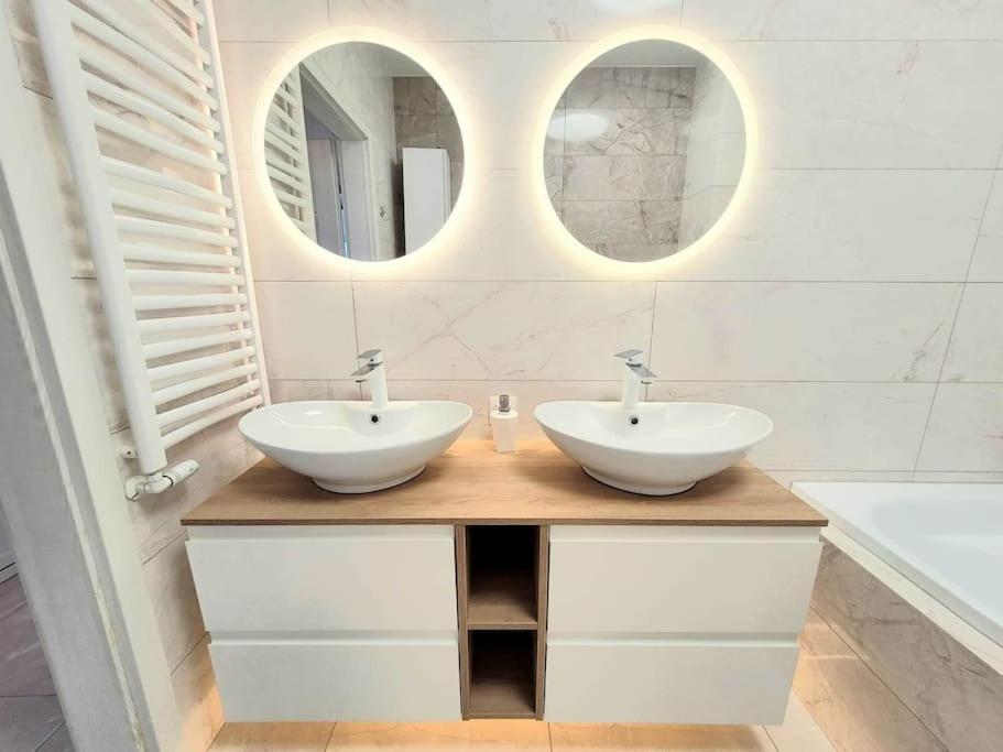Apartment Sophie 3 Rooms, 2 Bathrooms, 8 Persons Krakow Exterior photo